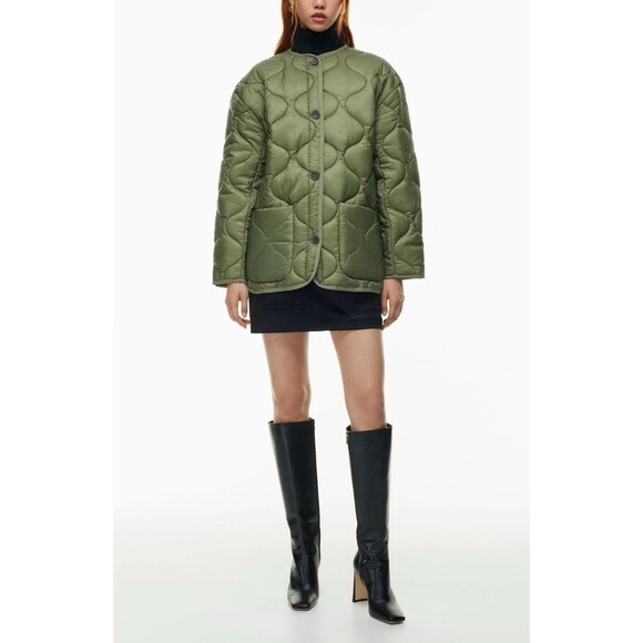 Babaton Aritzia Oversized Quilted Evergreen Lightweight Jacket Size Large - Picture 2 of 15